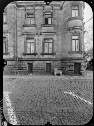 Löbau, Hartmannstraße 5. Villa Sanssouci (1889; B. F. Berthold). Teilansicht von Nordwest