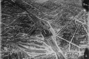 Dresden-Neustadt, Luftaufnahme : Güterbahnhof Dresden-Neustadt (Bereich Eisenbahnstraße, ehem. Leipziger Bahnhof), Personenbahnhof Dresden-Neustadt und Umgebung (mit Albertplatz)
