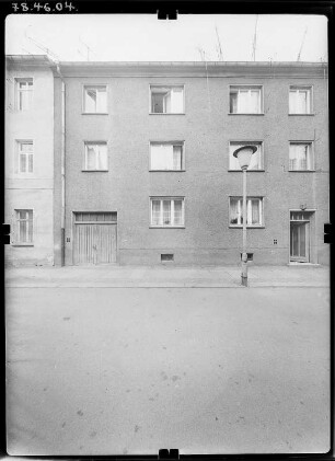 Torgau, Kurstraße 5. Wohnhaus. Straßenfront (Teilansicht)