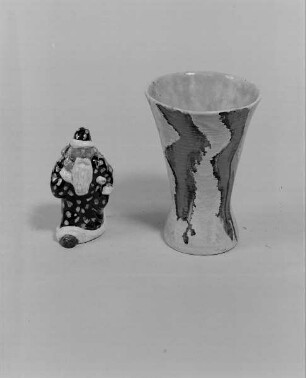 Vase : Weihnachtsmann und Vase (1920/1930; wohl K. Feuerriegel)