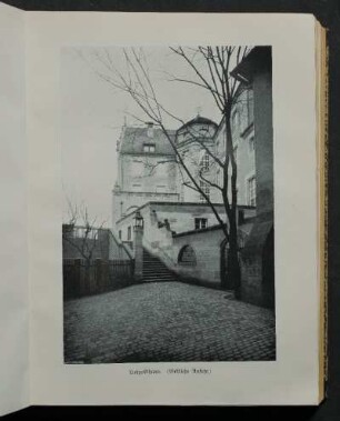 Luitpoldhaus. (Westliche Ansicht.)