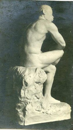 Sitzender Afrikaner : Sitzender Afrikaner. Gipsmodell (um 1915; C. Brose)