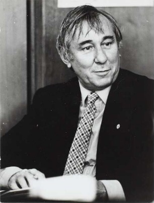Gerhard Holtz-Baumert