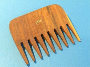 KAMM AUS HOLZ
