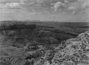 Steilhang : Rand des in Eritrea gelegenen Teils des Hochlands von Abessinien