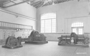 Drei Einankerumformer für 1000, 675, 200 kW, 2x120 Volt bei 600, 750, 1500 Umdrehungen pro Minute (Bergmann, Berlin) : Technikgeschichte | Elektrotechnik | Umwandlung und Fortleitung elektrischer Energien | Umformer und Gleichrichter