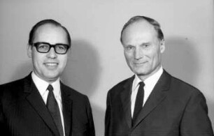 Freiburg: Rathaus; Justizminister Dr. Schieler; Oberbürgermeister Dr. Keidel