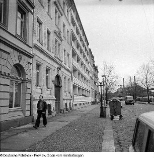 Wiederaufbaugebiete (Gespräche, Lückenschließung durch Neubau, Altbausanierung)
