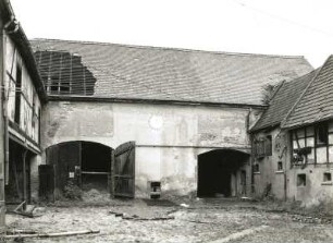 Breunsdorf, Nr. 29. Bauernhof (um 1800), Scheune und Seitengebäude