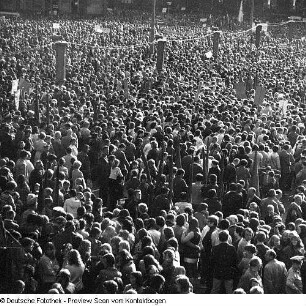 Serie: Chile-Kundgebung mit Krolikowski, Theaterplatz, Kundgebung für Solidarität mit dem chilenischen Volk.