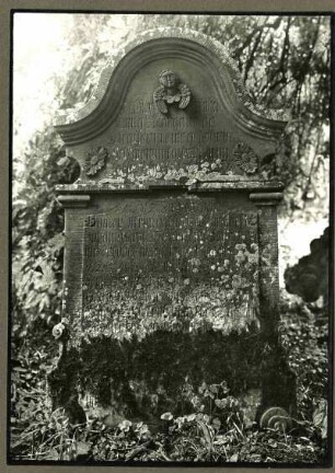 Friedhof, Grabstein der Anna Margaretha Wiegner, 1790