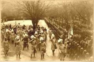 Parade beim Manöver am 17. Januar 1896