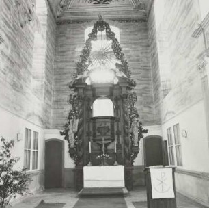 Jena-Burgau. Pfarrkirche (1701/1703, Instandsetzung 1994/1995). Inneres nach Osten