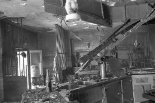 Brand im Studentenlokal "Nickelklause" Ecke Amalien- und Karlstraße.