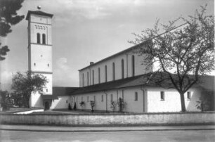 Lindau (Bodensee). Kirche St. Josef (1935-1936; T. Wechs) im Stadtteil Reutin