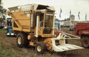Bunkerfeldhäcksler "Field Queen"