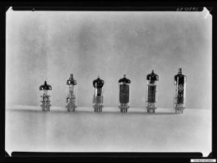6 Miniaturröhren aus DDR-Produktion, Bild 3, Foto 1960