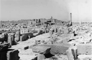 Ruinen von Leptis Magna : Blick auf eine altrömische Ruinen