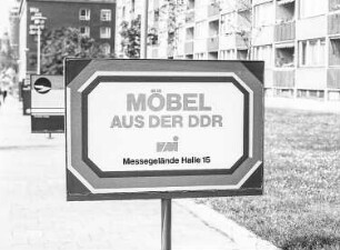 Werbetafel für die Leipziger Messe Möbel aus der DDR - VMI - Halle 15