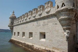 Lissabon - Festung Torre de Belem : Festung Torre de Belem, Lissabon, 1515 an der Hafeneinfahrt erbaut, heute Weltkulturerbe, aufgenommen 2006 in Lissabon