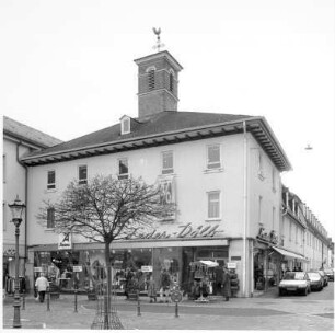 Wohnhaus; Bad Homburg, Waisenhausstraße 1