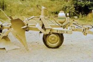 Aufsattel-Krumenbasispflug B 205 A