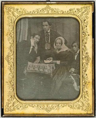 Der Optiker Andreas Krüß, seine Frau Mary Ann und die Söhne Edmund Johann und William Andres