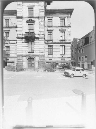 Zittau, Theaterring 5. Johanneum (Christian-Weise-Gymnasium; 1869/1871). Seitenansicht (Haberkornplatz) mit Eingang