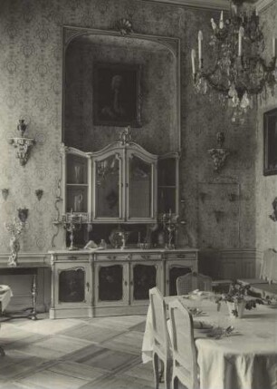 Neschwitz, Altes Schloss, Inneres, Speisezimmer