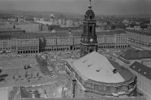 Dresden. Blick vom Rathausturm auf die Kreuzkirche und den Altmarkt