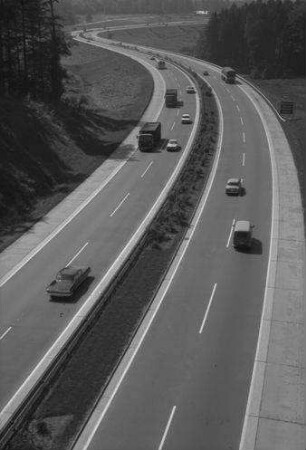 Rohrbrunn: Autobahn von der Brücke der B 8, Richtung Rohrbrunn