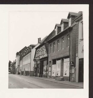Ist-Zustand der B 239 vor den Bauarbeiten 1988 im Bereich Hornsche Str. Detmold. Hornsche Str. Papierabzug
