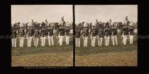 Kaiser Wilhelm II in Unterredung mit Offizieren auf dem Tempelhofer Feld, Berlin