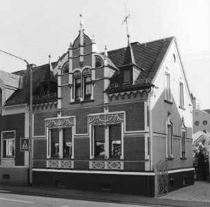 Brechen, Weyerer Straße 10