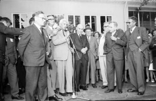 16. Tagung 1966 Mediziner; Maikäferrede: Sir Hans A. Krebs, Graf Lennart Bernadotte, Severo Ochoa, André F. Cournand, Otto H. Warburg, Werner Forßmann, Otto Hahn, Tadeus Reichstein