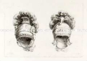 Zwei Helme (nach Bauplastik am Berliner Zeughaus)