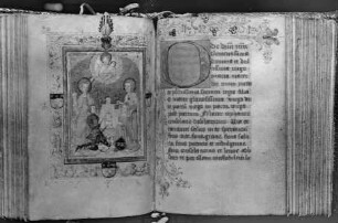 fol. 167v-168r: Stifterpaar mit den Heiligen Barbara und Johannes Ev. unter der Madonnenglorie, in der Bordüre die Wappen des Clas von Bacharach und seiner Ehefrau Lysbeth Struyss zum Campe