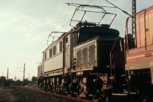 Stuttgart-Stammheim Abzweig Lok 193 010 Lz Lok Baureihe 260