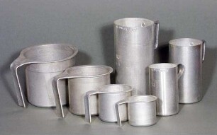 Messbecher
