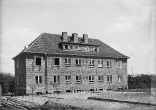 Güstrow. Mehrfamilienwohnhaus