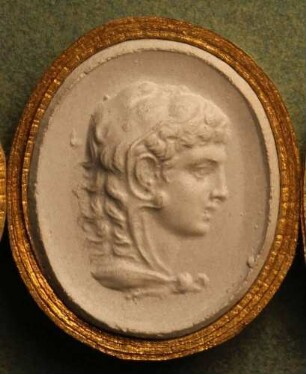 Profilkopf der Omphale, mit der Löwenhaut bekleidet (Daktyliothek, Erstes Mythologisches Tausend)
