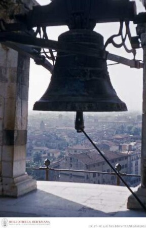 Campanile & Schiefer Turm & Torre Pendente