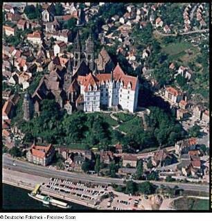 Altstadt mit Albrechtsburg und Dom, Hochuferstraße und Elbe