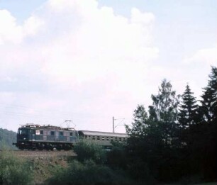 Treuchtlingen Mattenmühle Lok 118 039 D-Zug UIC-X-Wagen