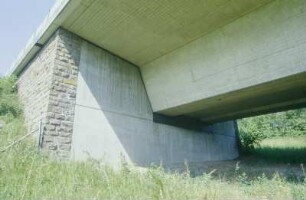 Talbrücke Hesperbach bei Velbert (A 44)