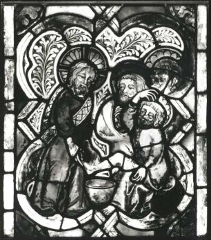 Die Fußwaschung aus dem Passion-Christi-Fenster. Glasmalerei, um 1360. Kloster Neuendorf, Zisterzienser-Nonnenklosterkirche s VI (2 b). Ausstellung "Mittelalterliche Glasmalerei in der DDR", Angermuseum Erfurt 1989/1990. Kat. Nr. 30