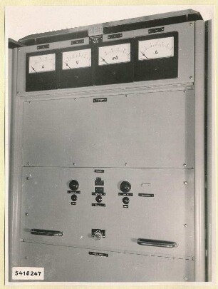 10-kW-Fernsehsender Nr. 507, Schrank B11 oben, Frontansicht geschlossen, Foto 1954
