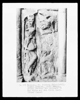 Südportal — Südvorhalle — Relief