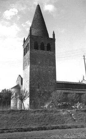 San Pietro Apostolo — Campanile