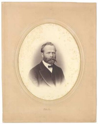 Portrait von Dr. Schneider